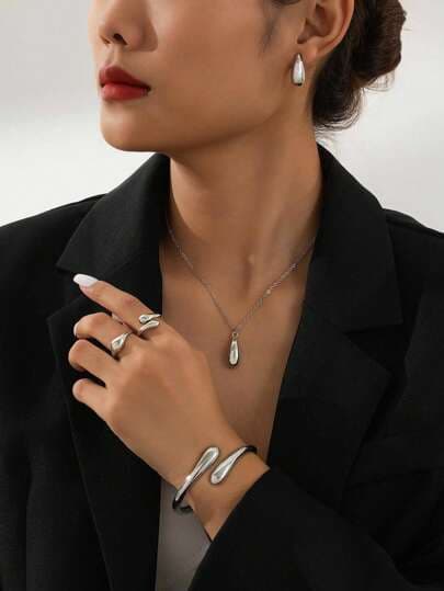 Minimalist Teardrop Jewellery Set main product photo - Jewellery Sets at ShopKaar