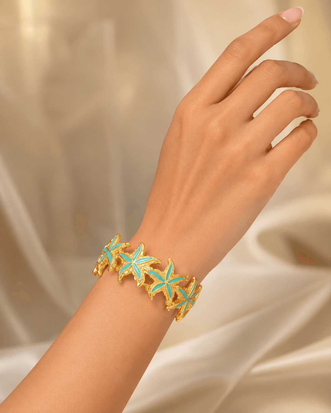 Gold-Tone Turquoise Starfish Cuff Bracelet detail photo 7 - Bracelets at ShopKaar